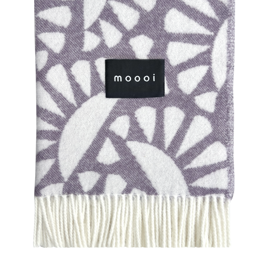 Moooi Woodblock Beetle Ullpledd Plum cream