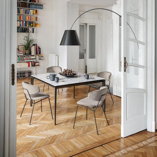 Boma spisebord kvadratisk med utrekk, en del av kategorien Spisebord - At Home Interiør