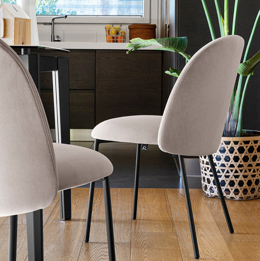 Tuka metallben spisestol