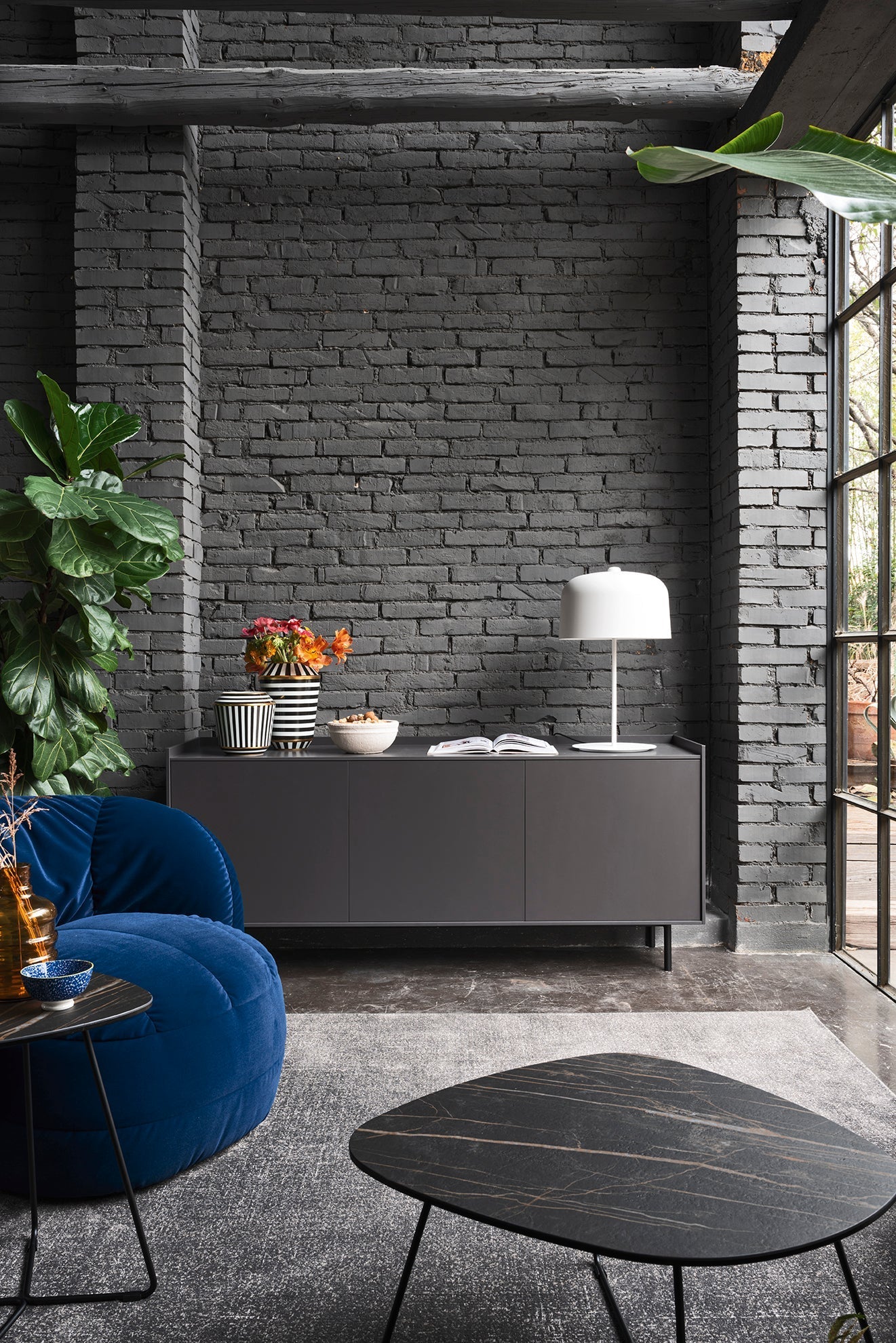 Ciop - P sidebord, en del av kategorien skrivebord - At Home Interiør