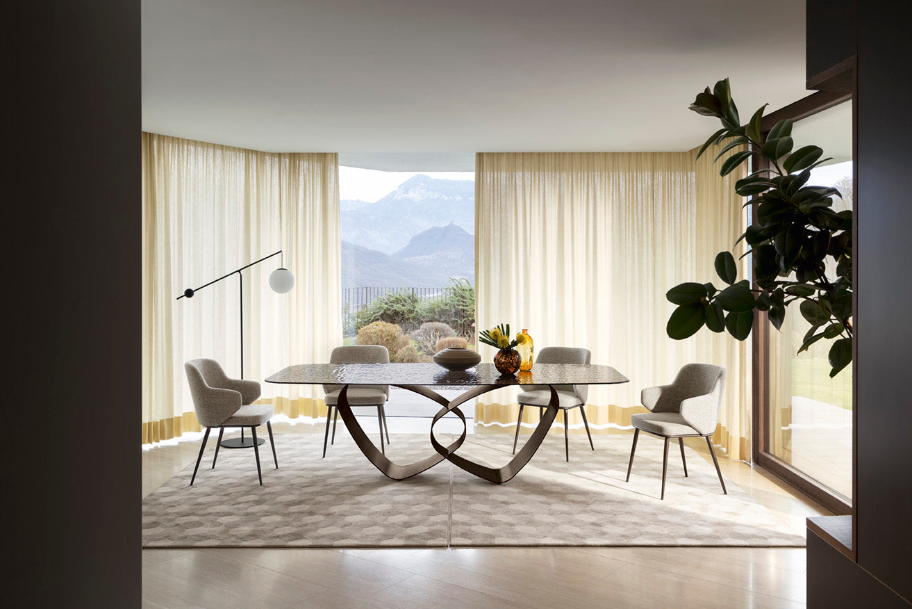 Foyer spisestuestol med arm, metallben