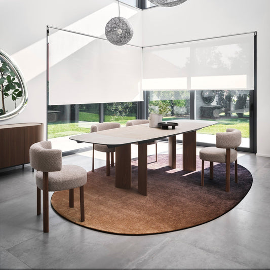 Sandy spisebord med utrekk i begge ender. Nyhet