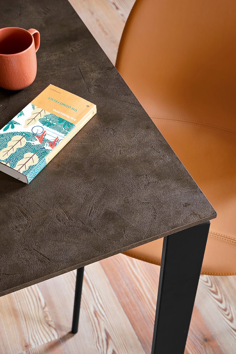 Eminence 160-310 Melamin spisebord, en del av kategorien Spisebord - At Home Interiør