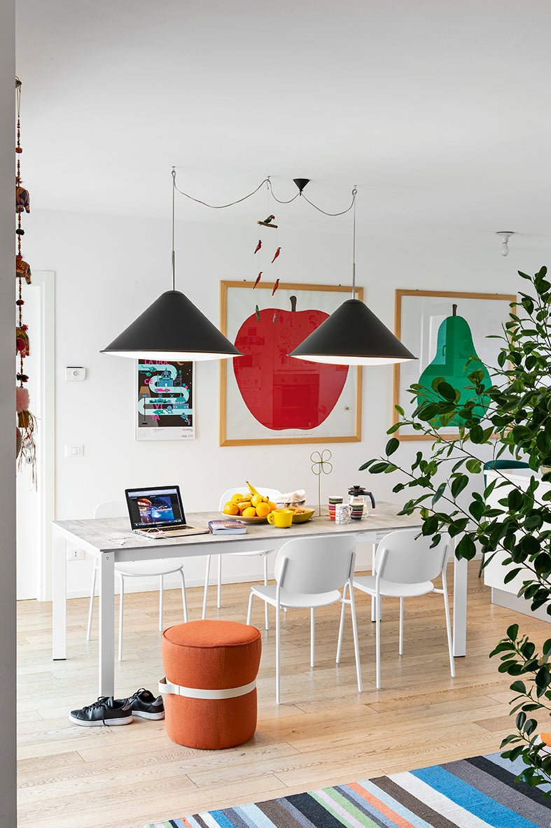 Eminence 160-310 Melamin spisebord, en del av kategorien Spisebord - At Home Interiør