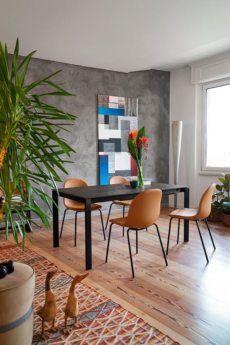 Eminence 160-310 Melamin spisebord, en del av kategorien Spisebord - At Home Interiør