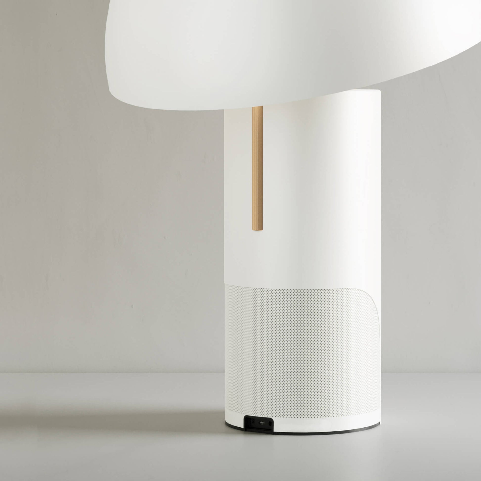 Grande Alto høytaler lampe, en del av kategorien høytaler - At Home Interiør