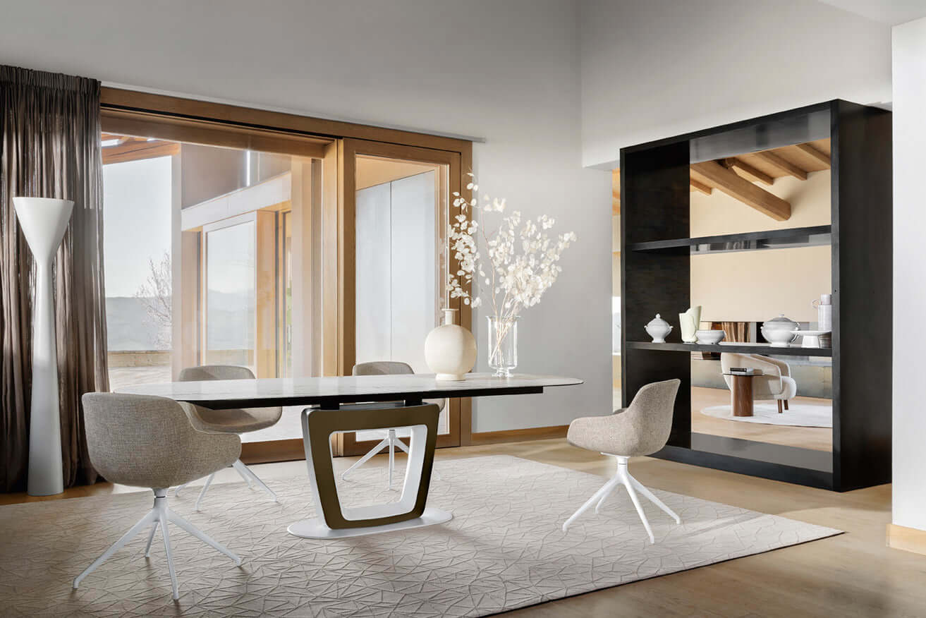 Igloo Spisestuestol dreiefot, en del av kategorien spisestuestol - At Home Interiør