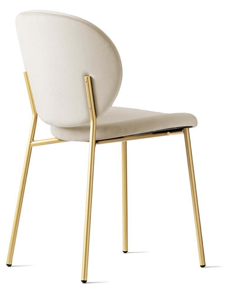 Ines spisestuestol med metallben, CS2004, en del av kategorien spisestuestol - At Home Interiør