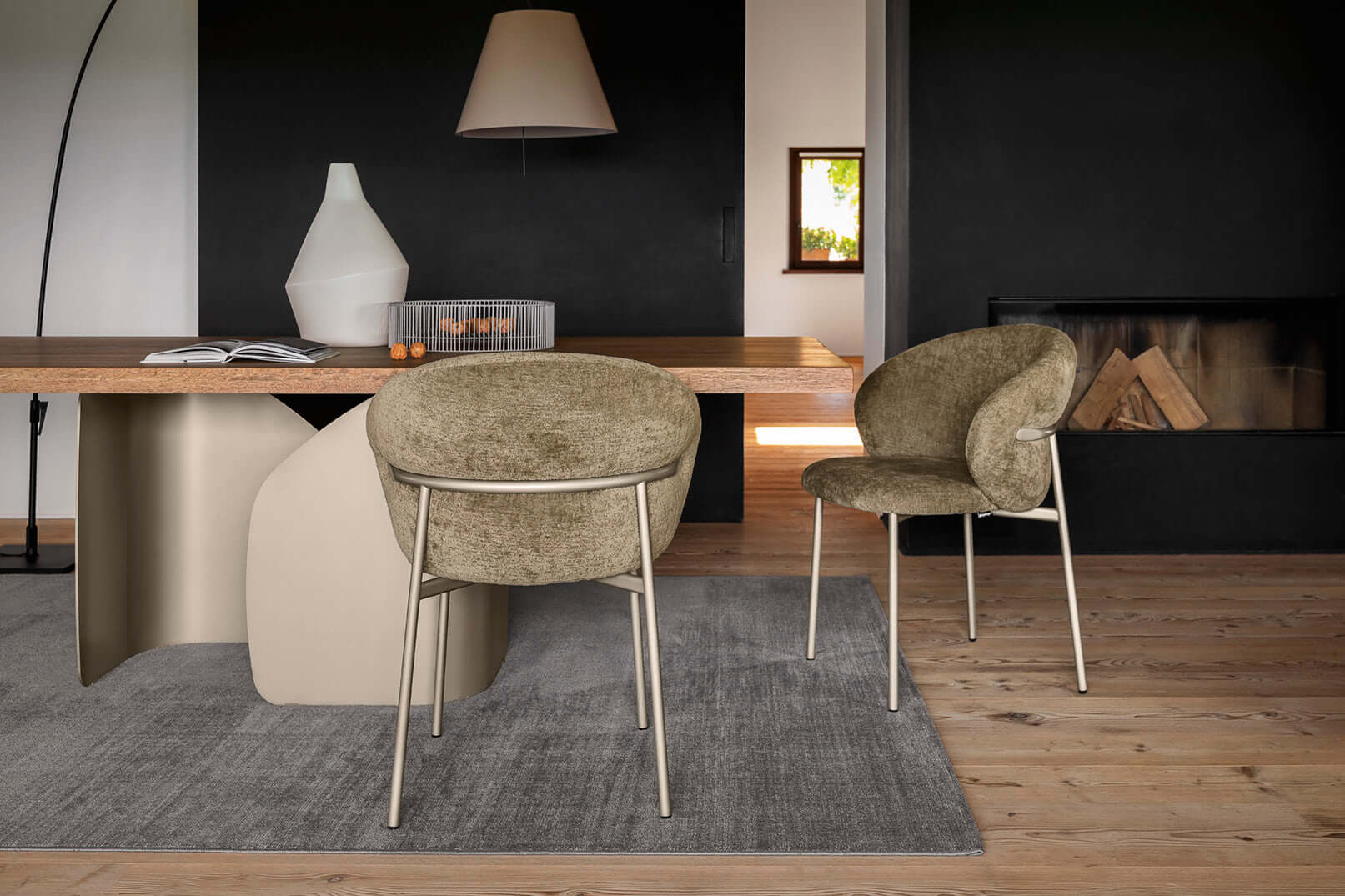 Oleandro spisestuestol 2.0 med metallben NYHET, en del av kategorien spisestuestol - At Home Interiør