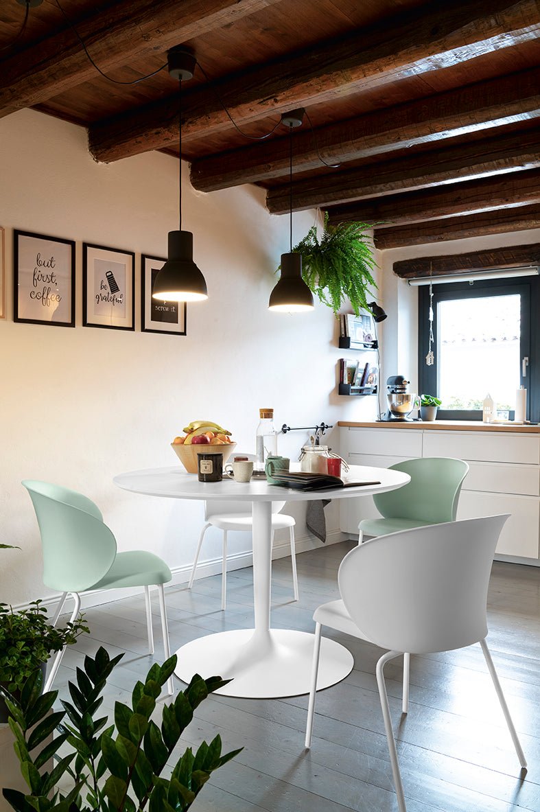 Planet 90/120 spisebord, en del av kategorien Spisebord - At Home Interiør