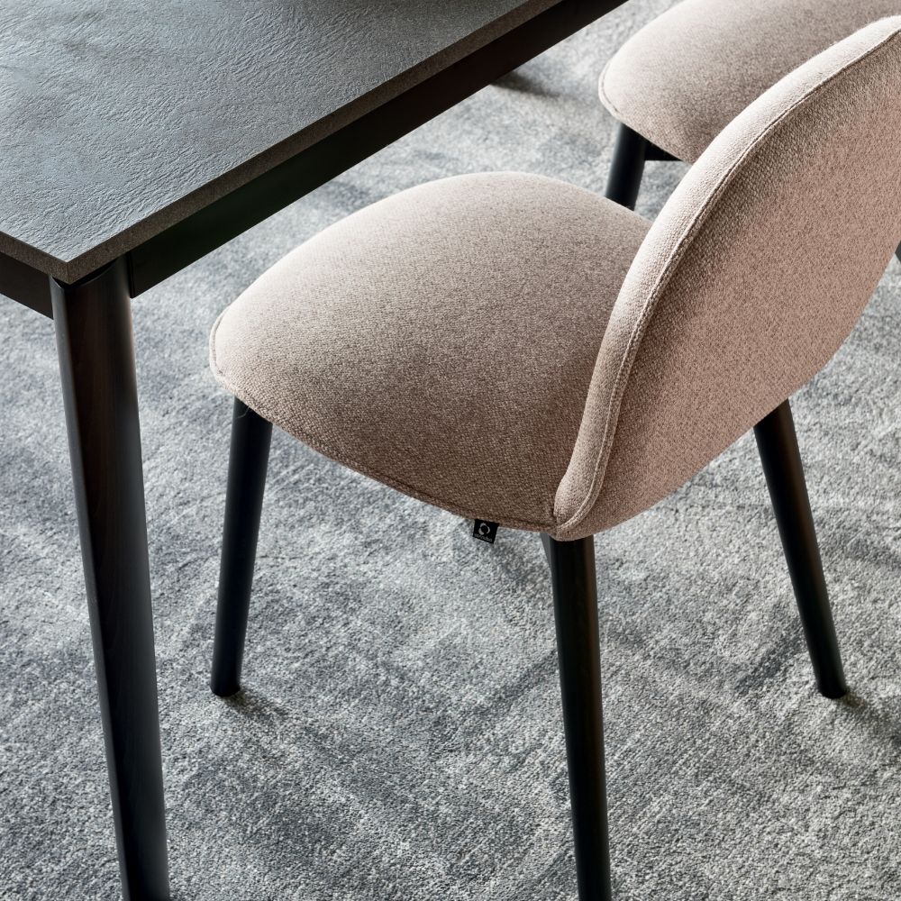 Riley Mid CB2197, en del av kategorien spisestuestol - At Home Interiør