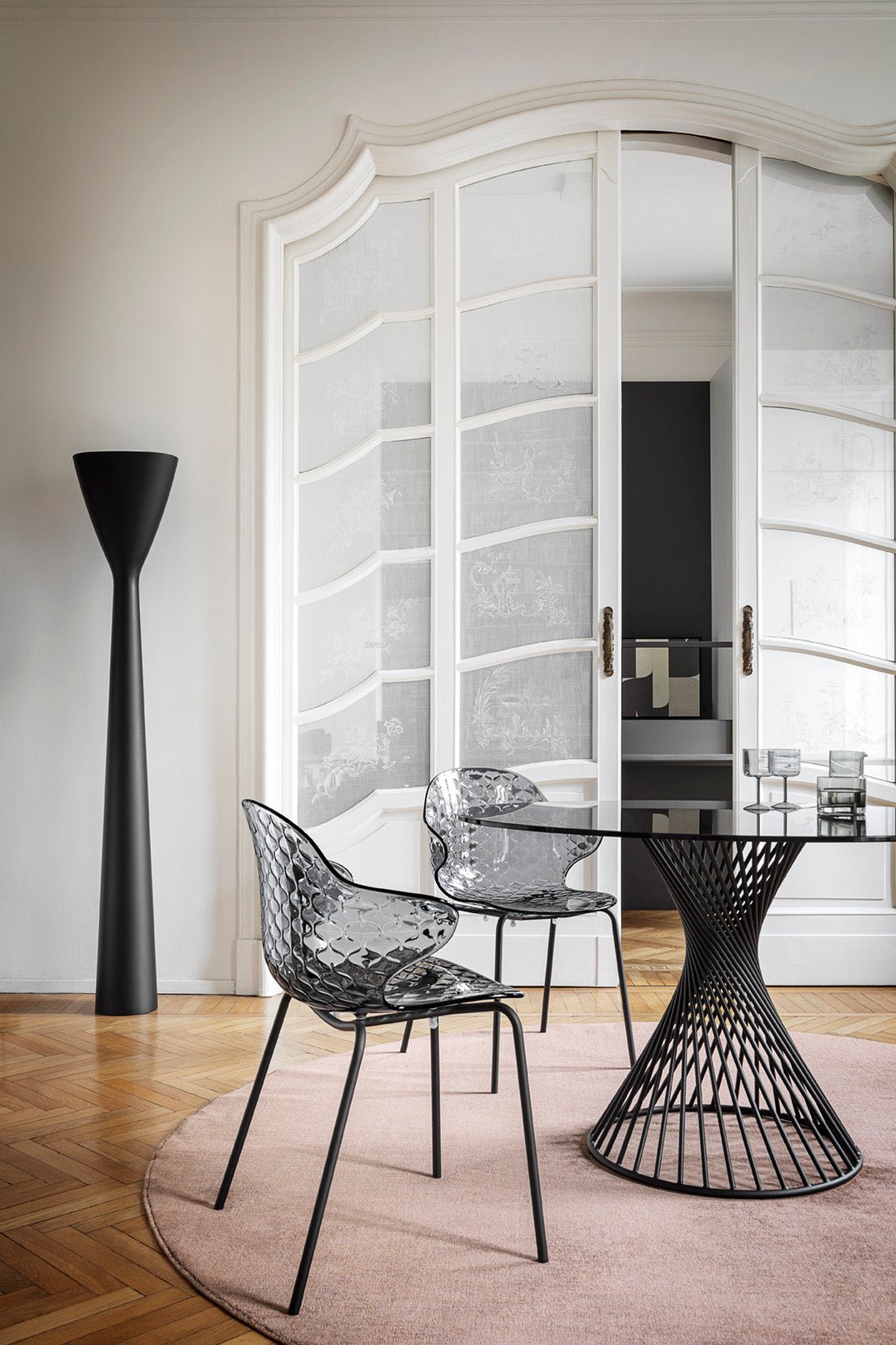 St Tropez Spisestuestol, en del av kategorien Spisestuestol - At Home Interiør