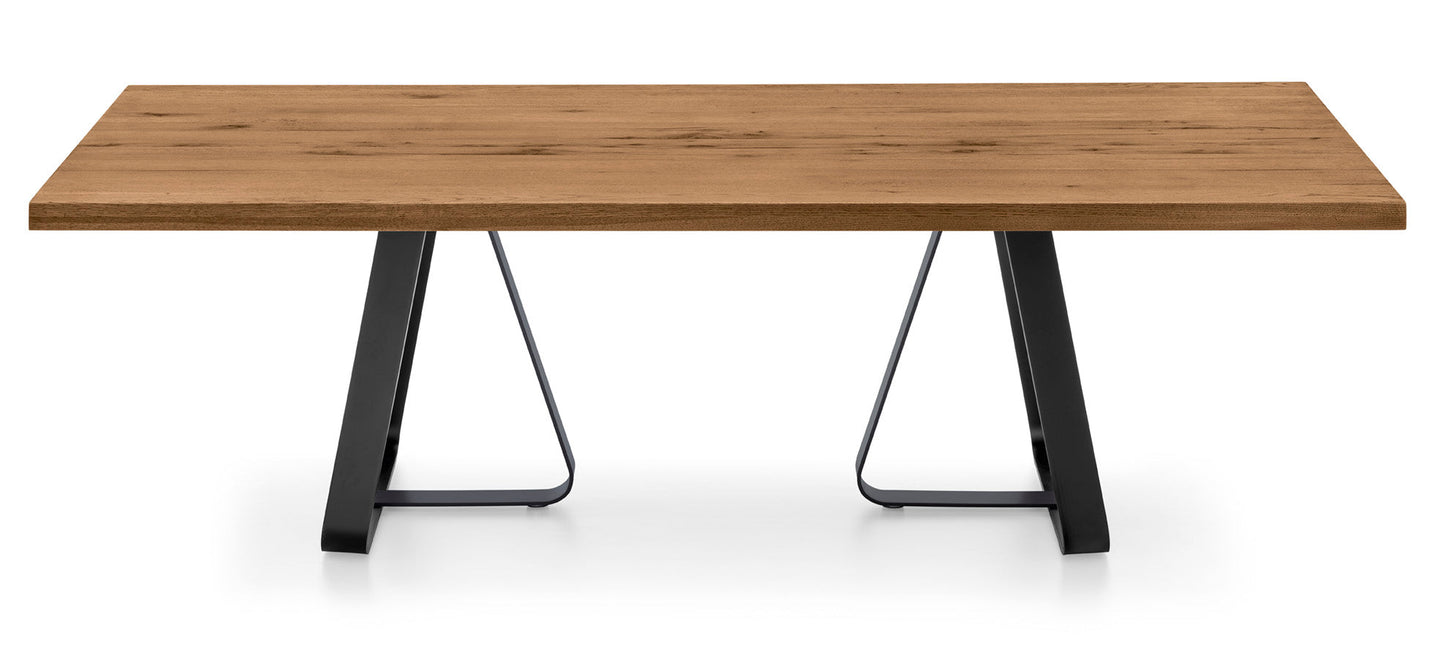 Sunshine spisebord i heltre Nyhet, en del av kategorien Spisebord - At Home Interiør