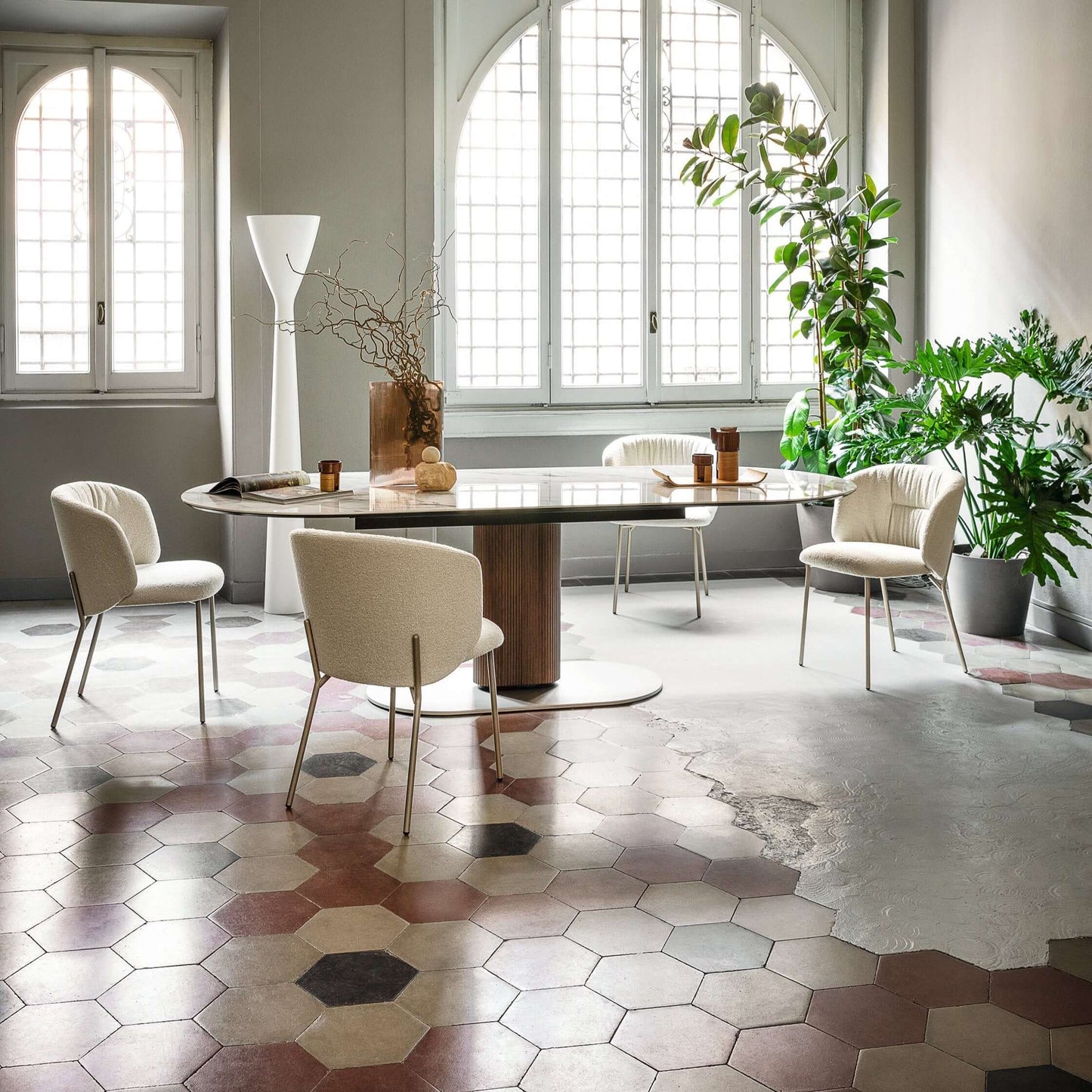 Sweel spisestuestol, metallben, en del av kategorien spisestuestol - At Home Interiør