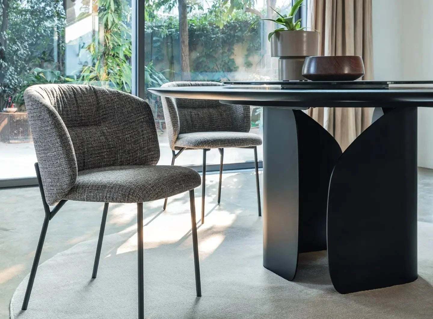 Twins spisebord 140/160 Flere valg, en del av kategorien Spisebord - At Home Interiør