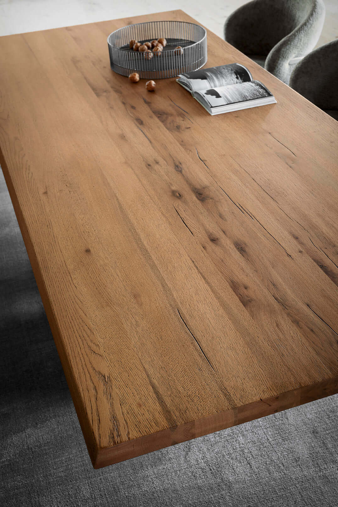 Twins spisebord i heltre Nyhet, en del av kategorien Spisebord - At Home Interiør